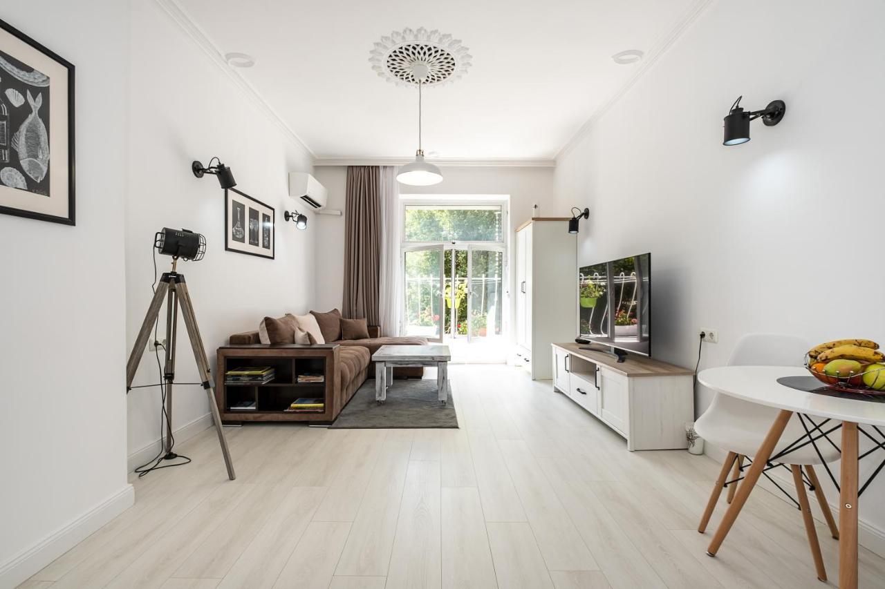 Jazz & Wine - Luxury Apartment By The Sea & Parking & Hbo & Netflix Varna Exterior foto
