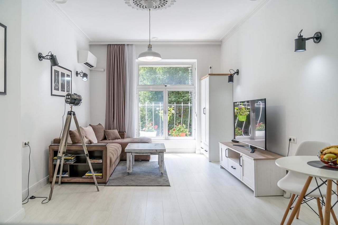 Jazz & Wine - Luxury Apartment By The Sea & Parking & Hbo & Netflix Varna Exterior foto