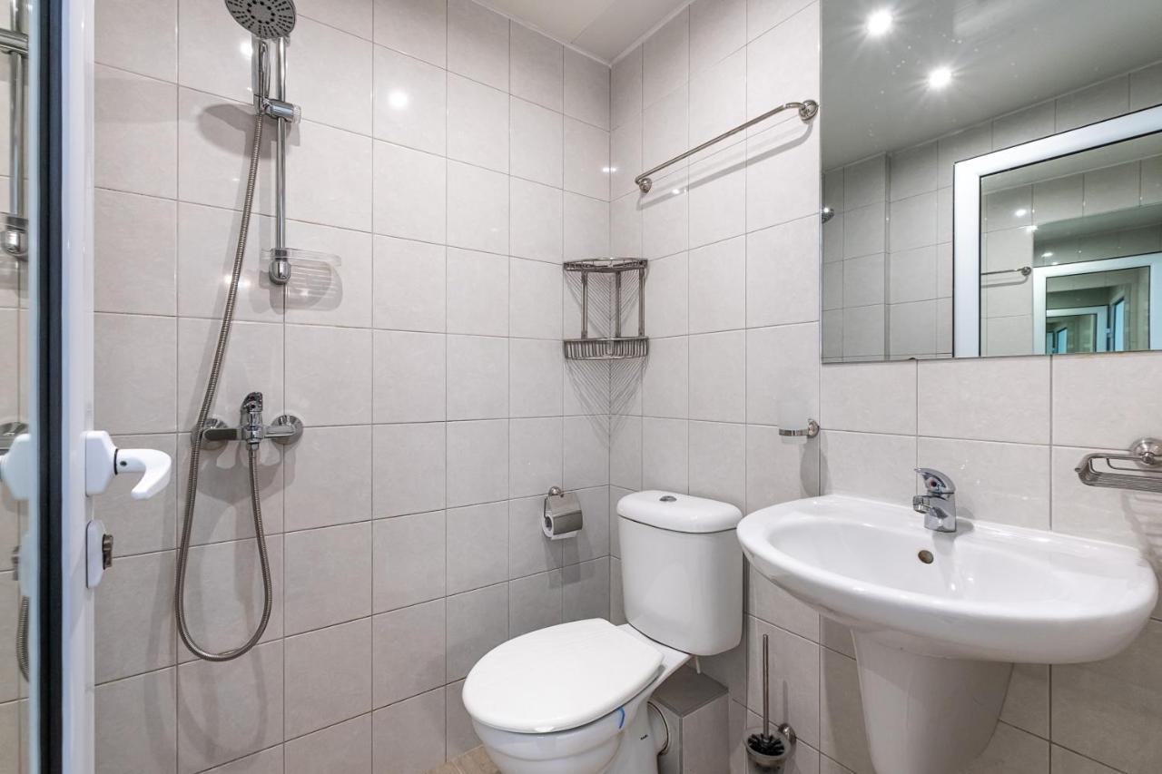 Jazz & Wine - Luxury Apartment By The Sea & Parking & Hbo & Netflix Varna Exterior foto